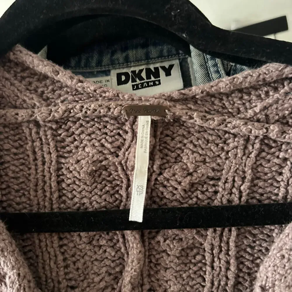 Free People Easy Cable V-Neck Sweater Mushroom Brown Size XS Cottagecore